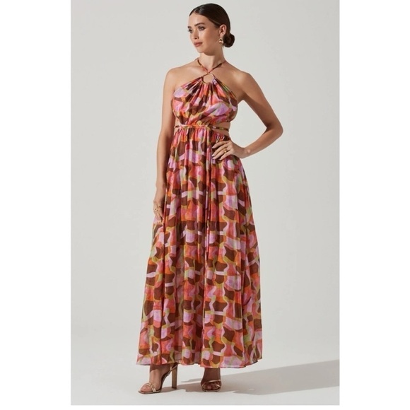 NWT ASTR The Label Sivana Halter Cut Out Maxi Dress S - Picture 1 of 13
